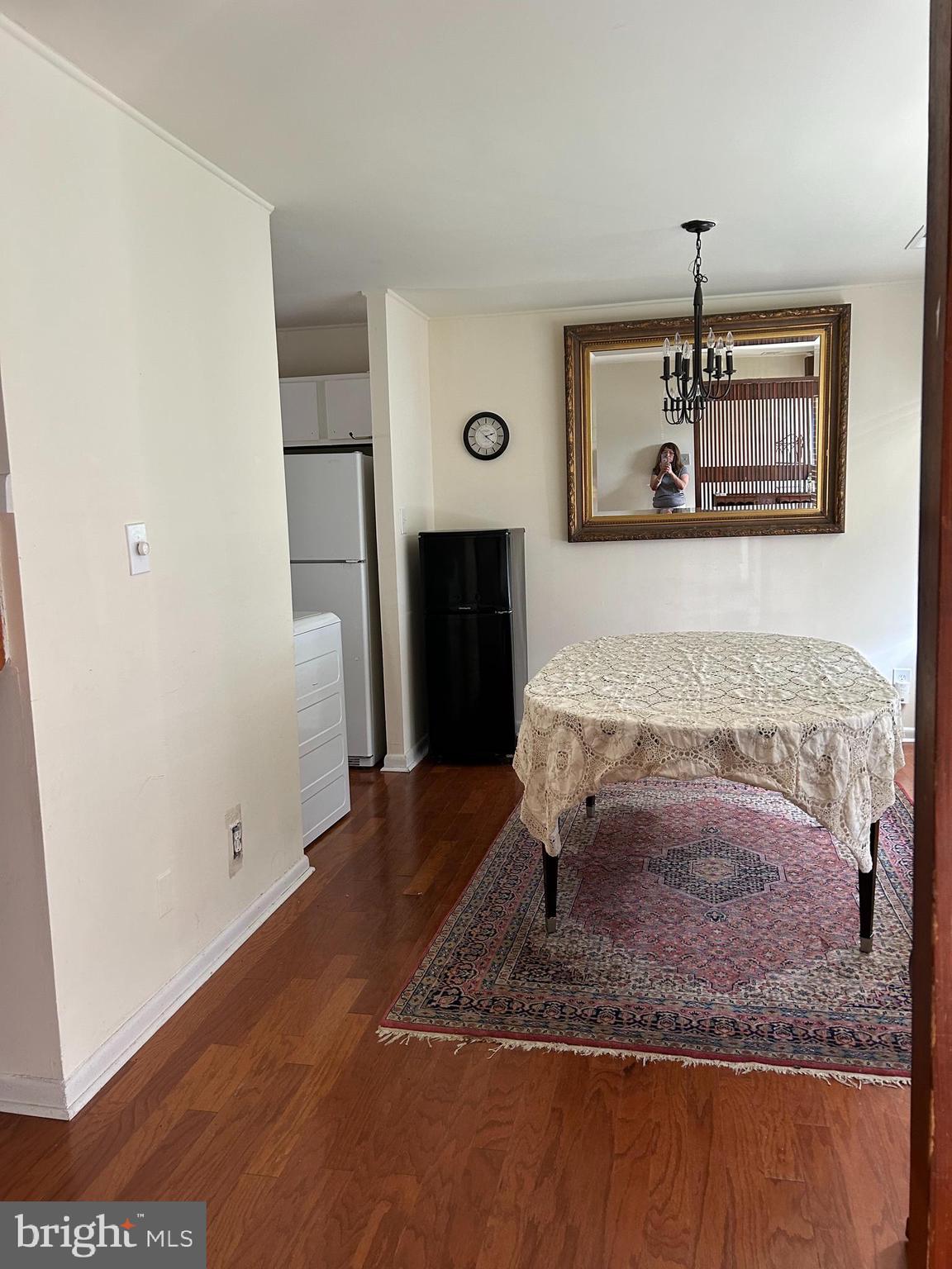 DULLES PARK TOWNHOUSES - Residential Lease