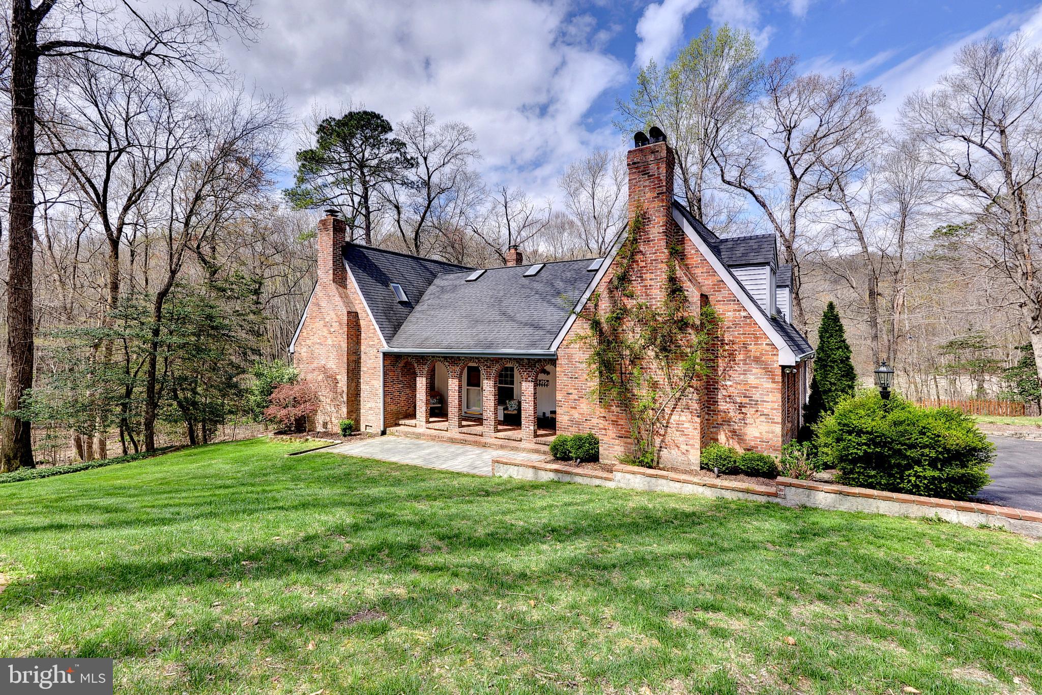 132 LITTLE JOHN ROAD