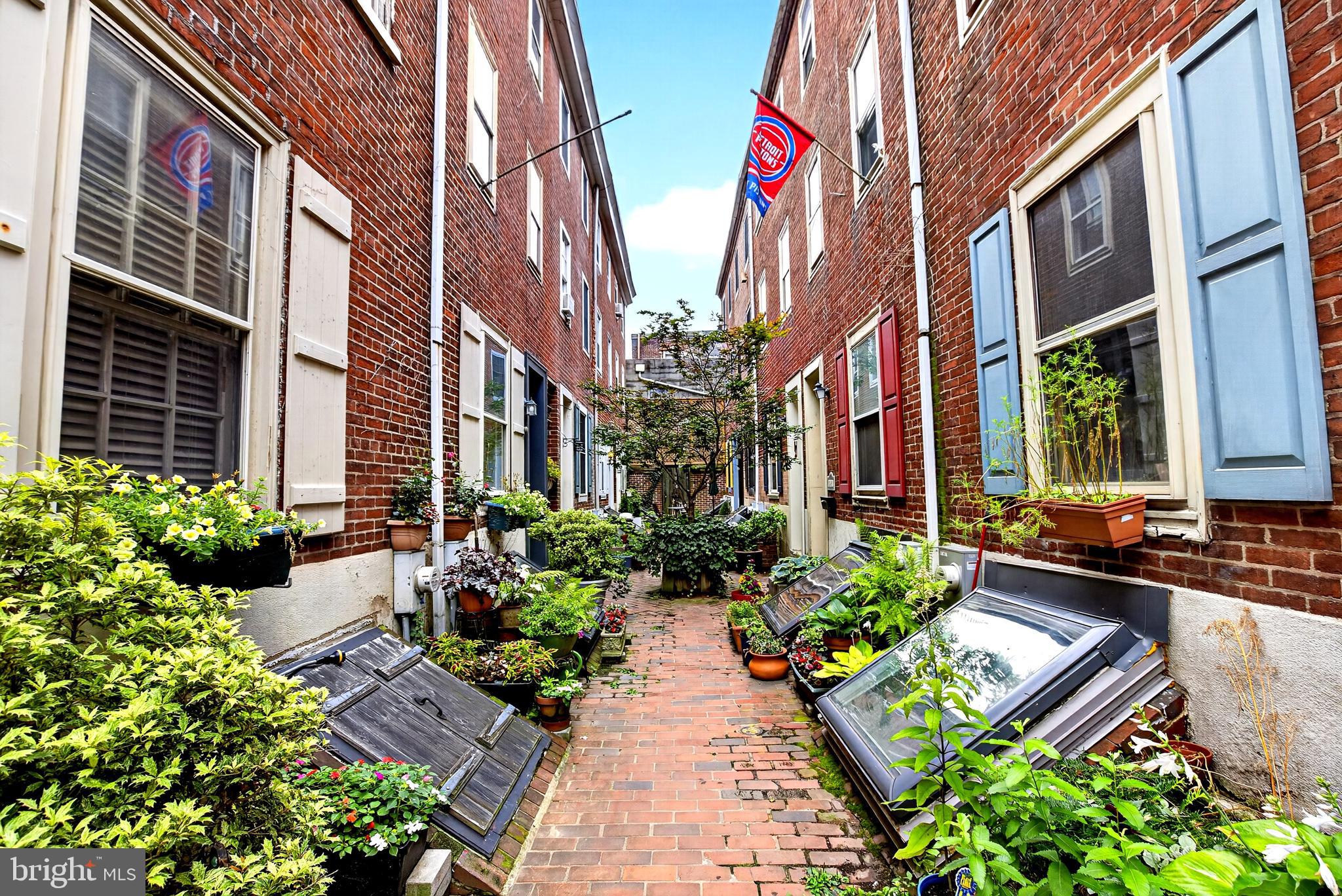 506 S HANCOCK STREET