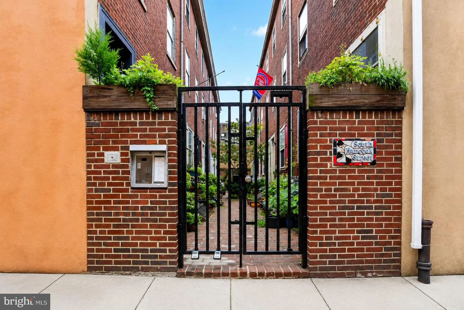 506 S Hancock Street