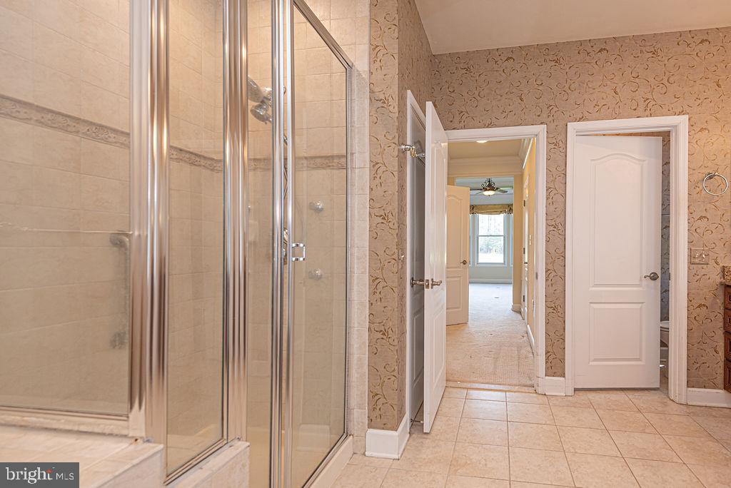 GLEN RIDDLE - Residential