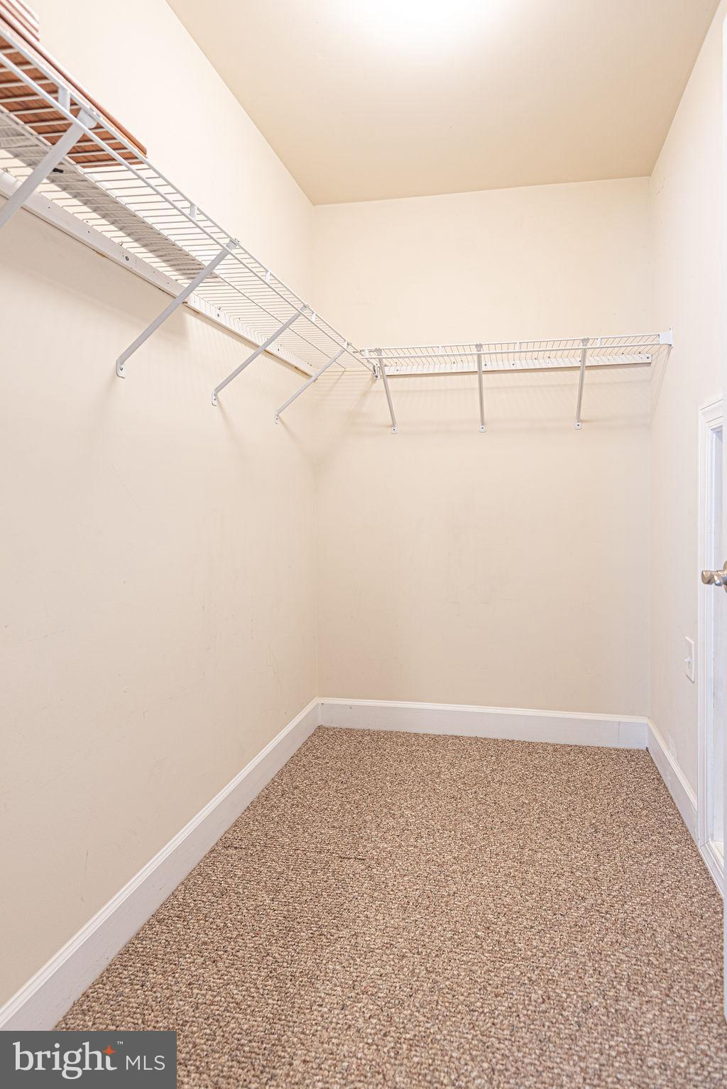 GLEN RIDDLE - Residential