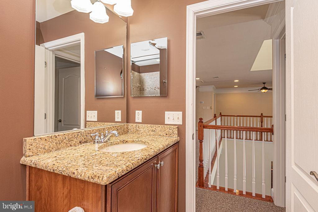 GLEN RIDDLE - Residential