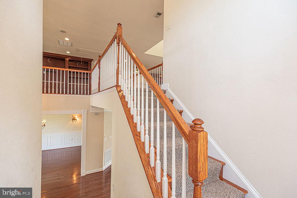 GLEN RIDDLE - Residential