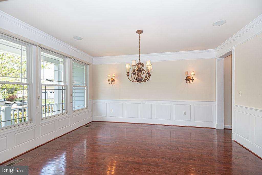 GLEN RIDDLE - Residential