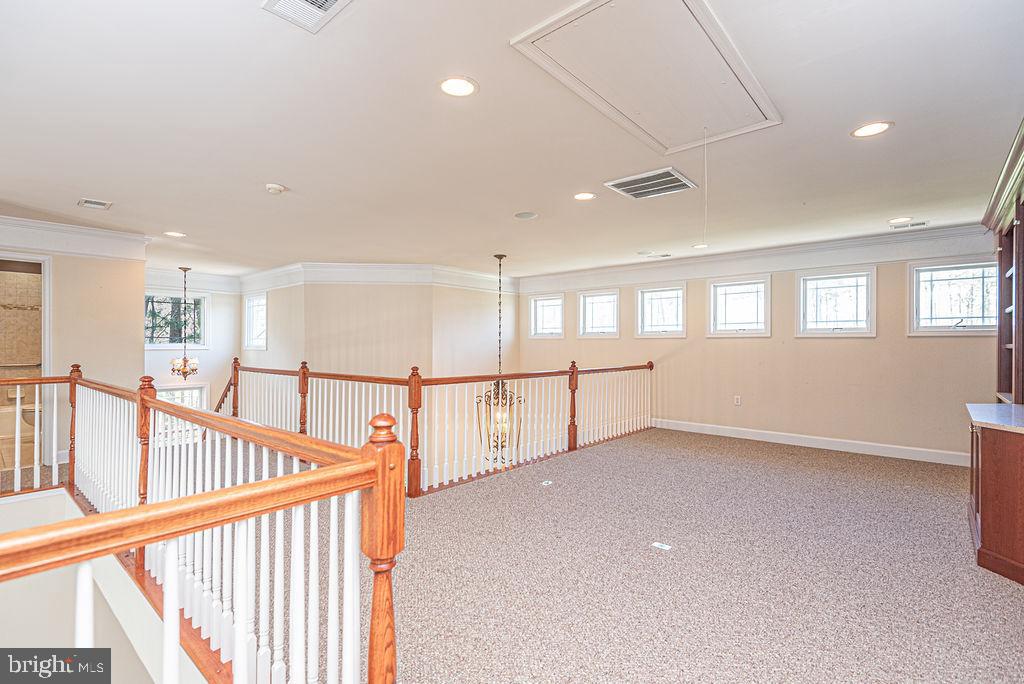 GLEN RIDDLE - Residential