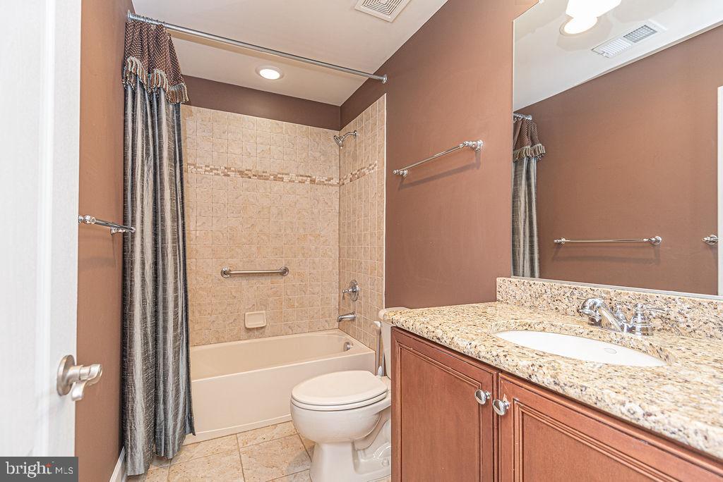 GLEN RIDDLE - Residential