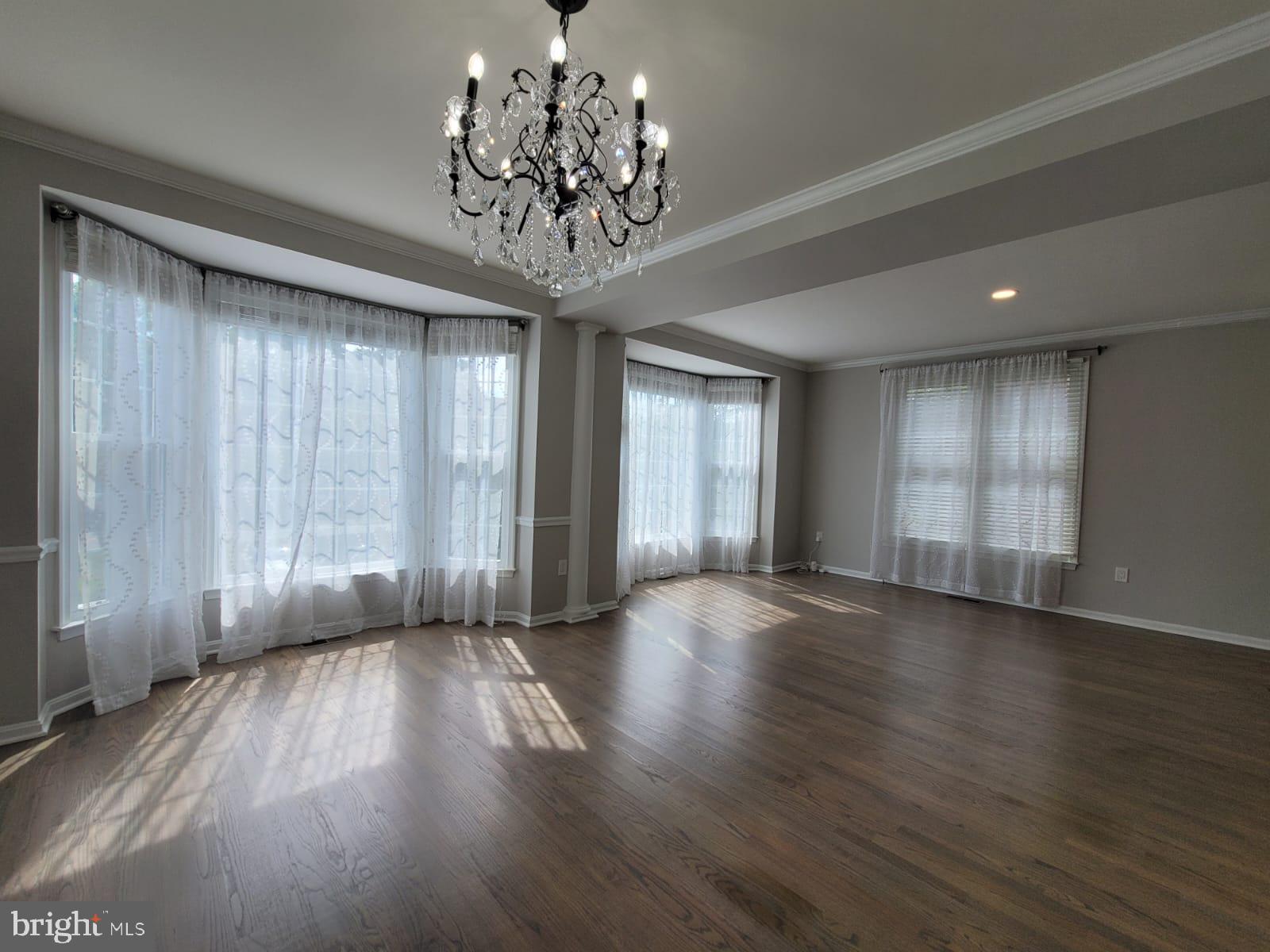 KINGSTOWNE - Residential Lease