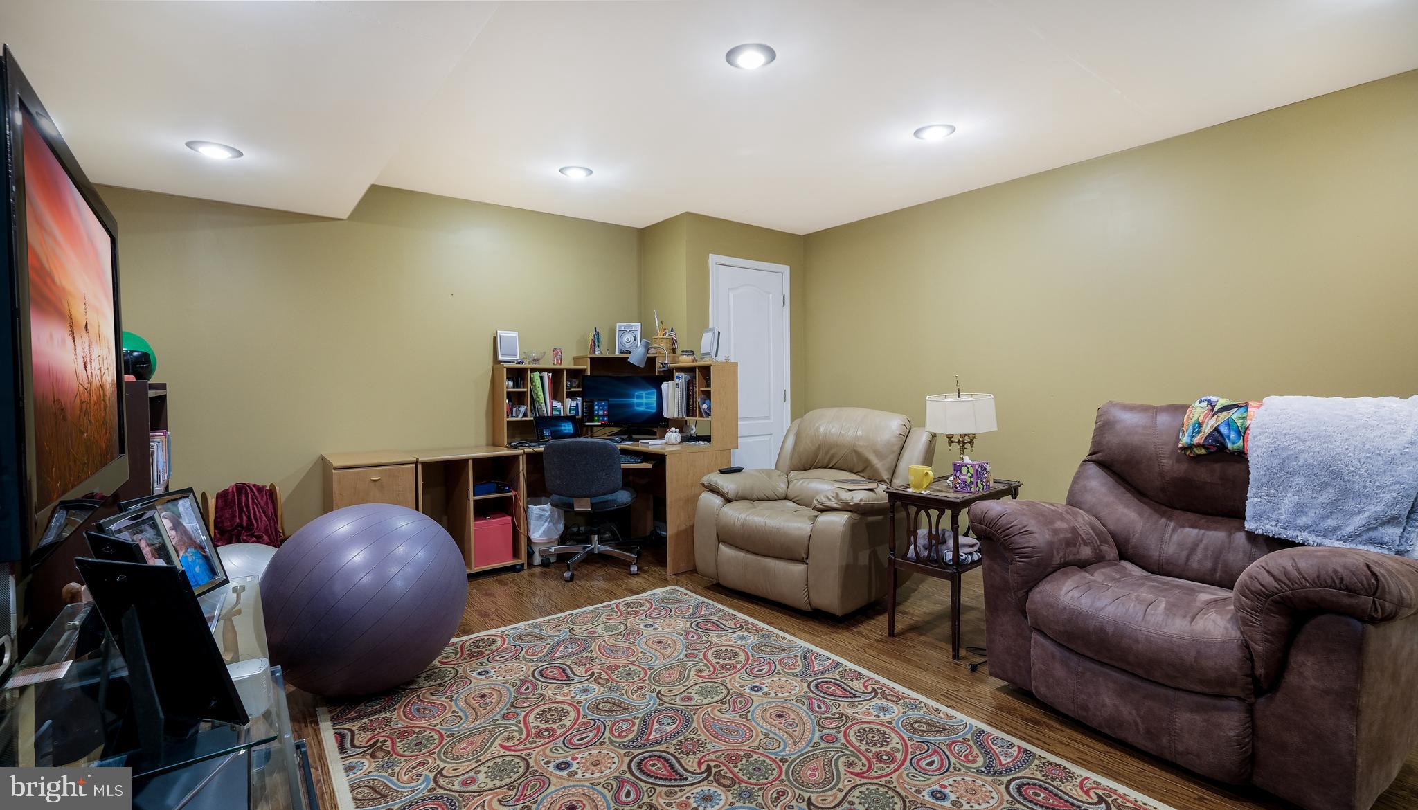 SITERS SQUARE - Residential