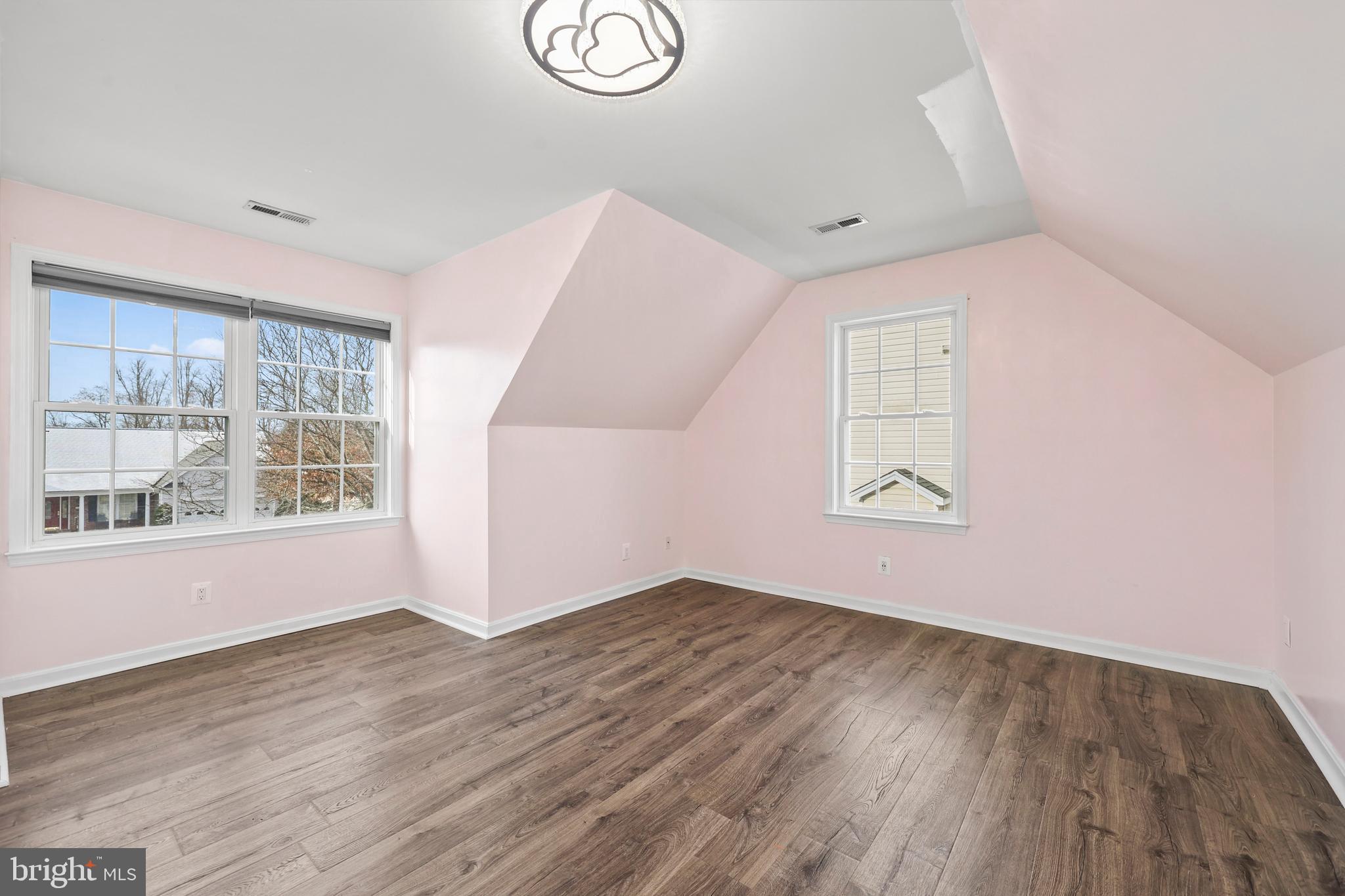 LEELAND STATION - Residential