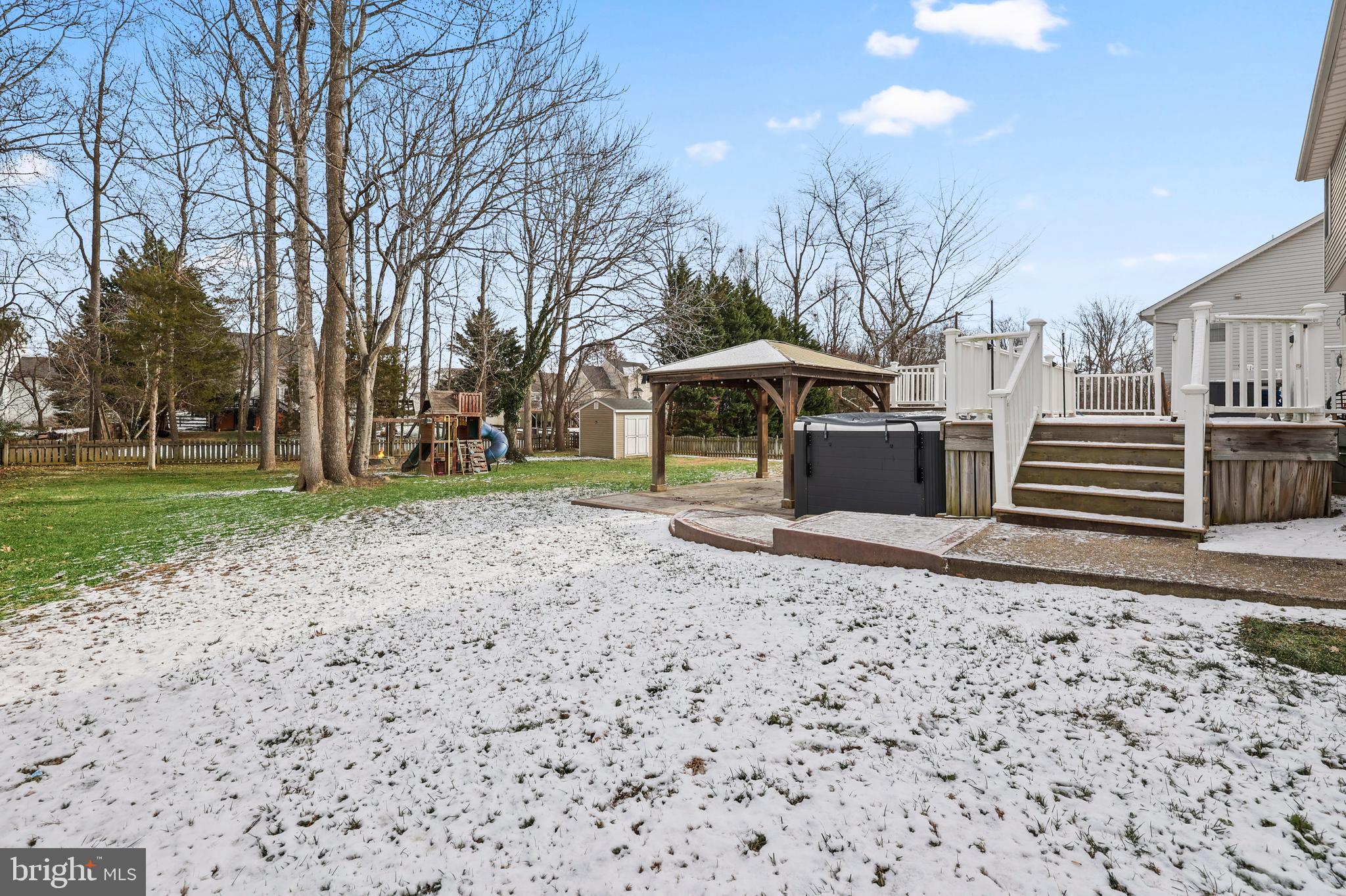 LEELAND STATION - Residential