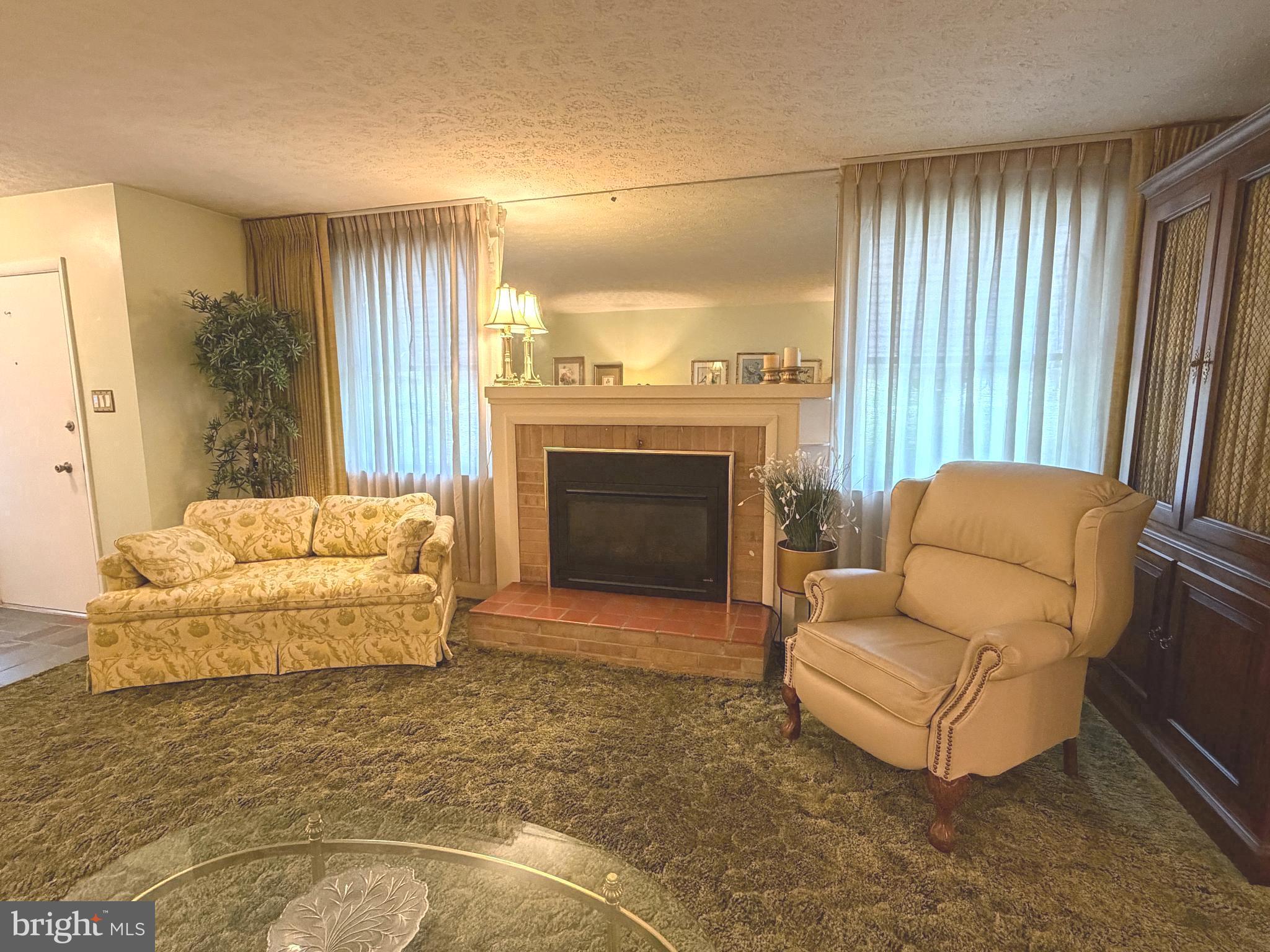 8484 LINWOOD DRIVE