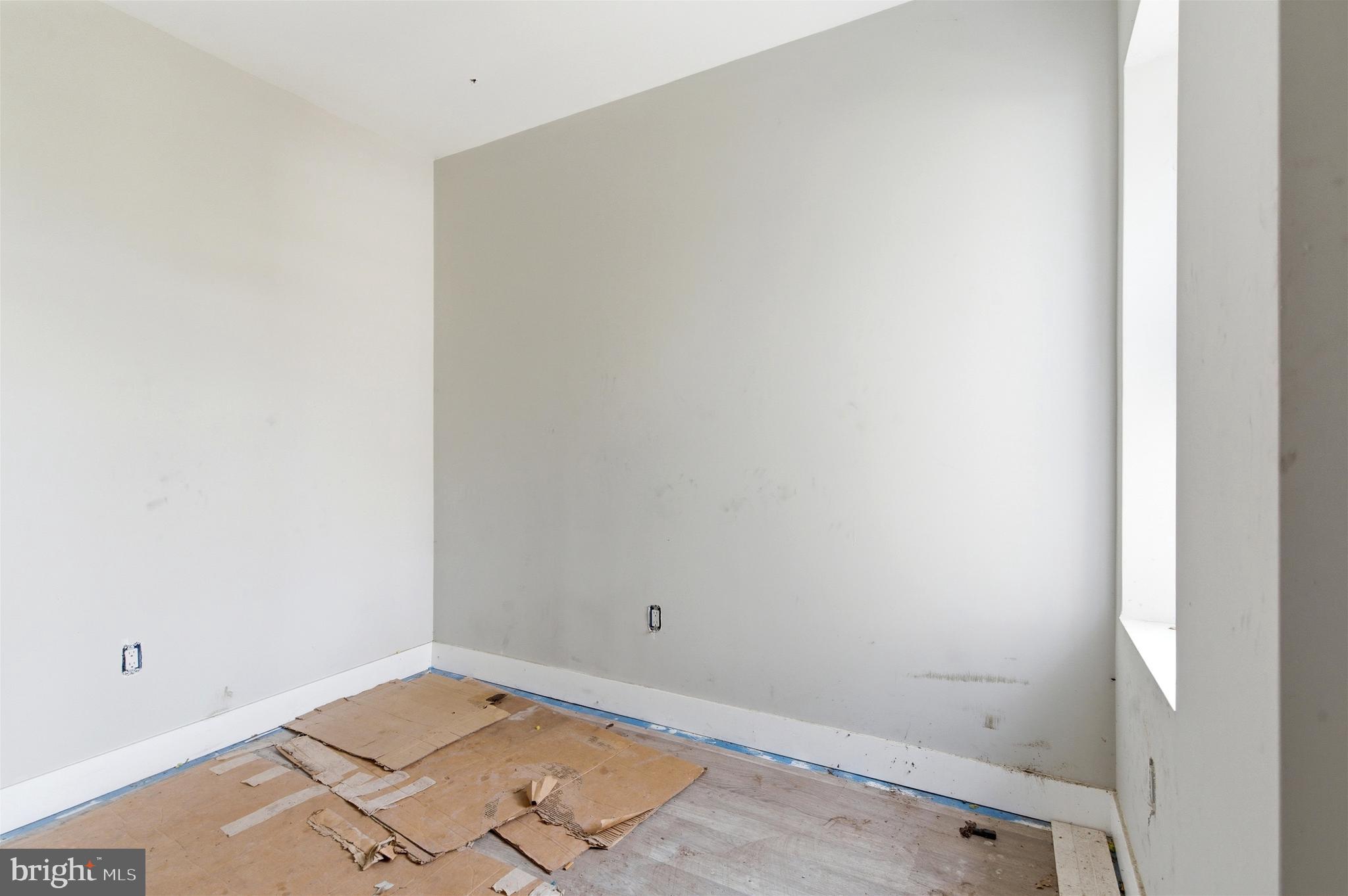 MANTUA - Residential