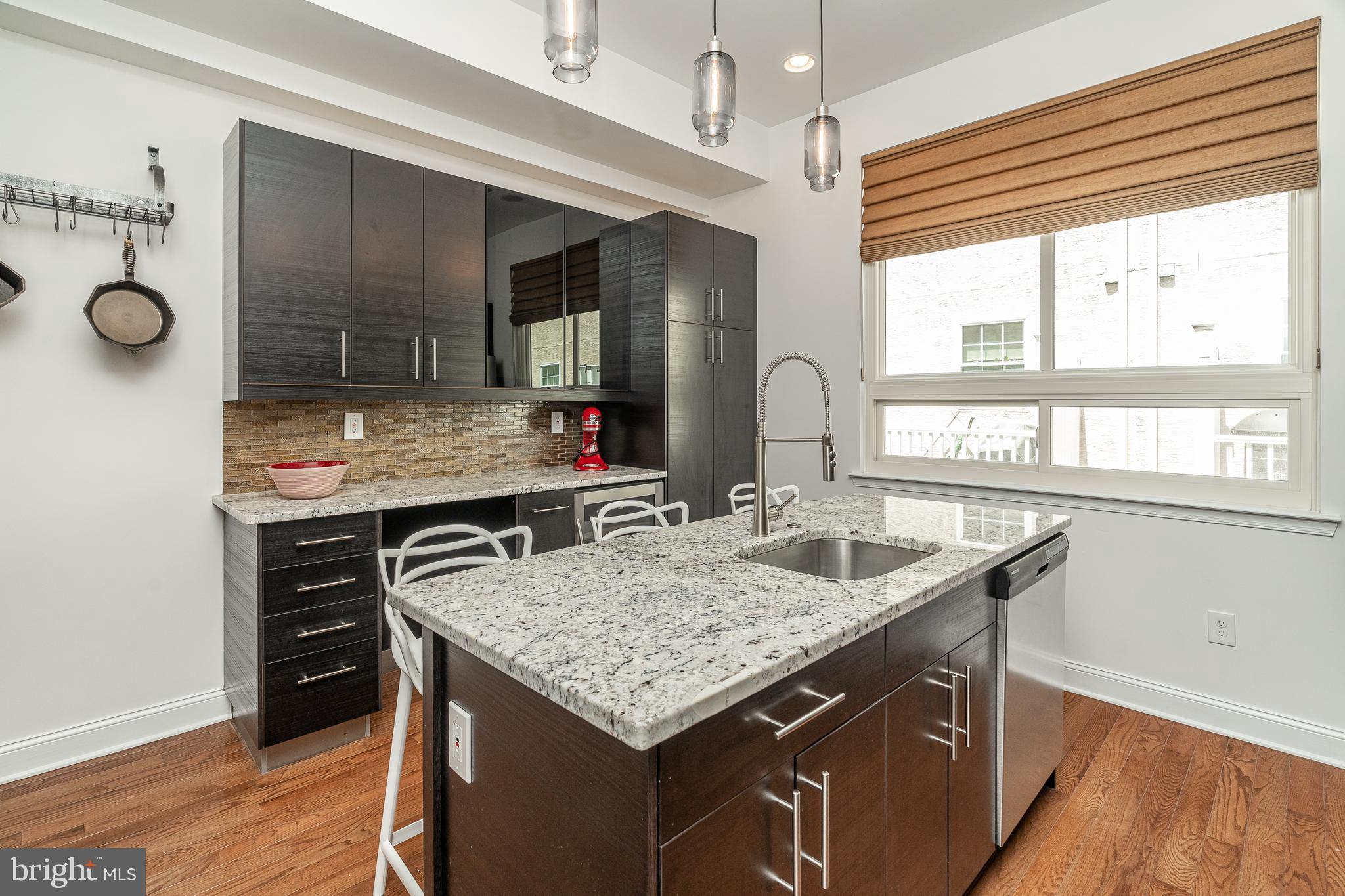 GRADUATE HOSPITAL - Residential