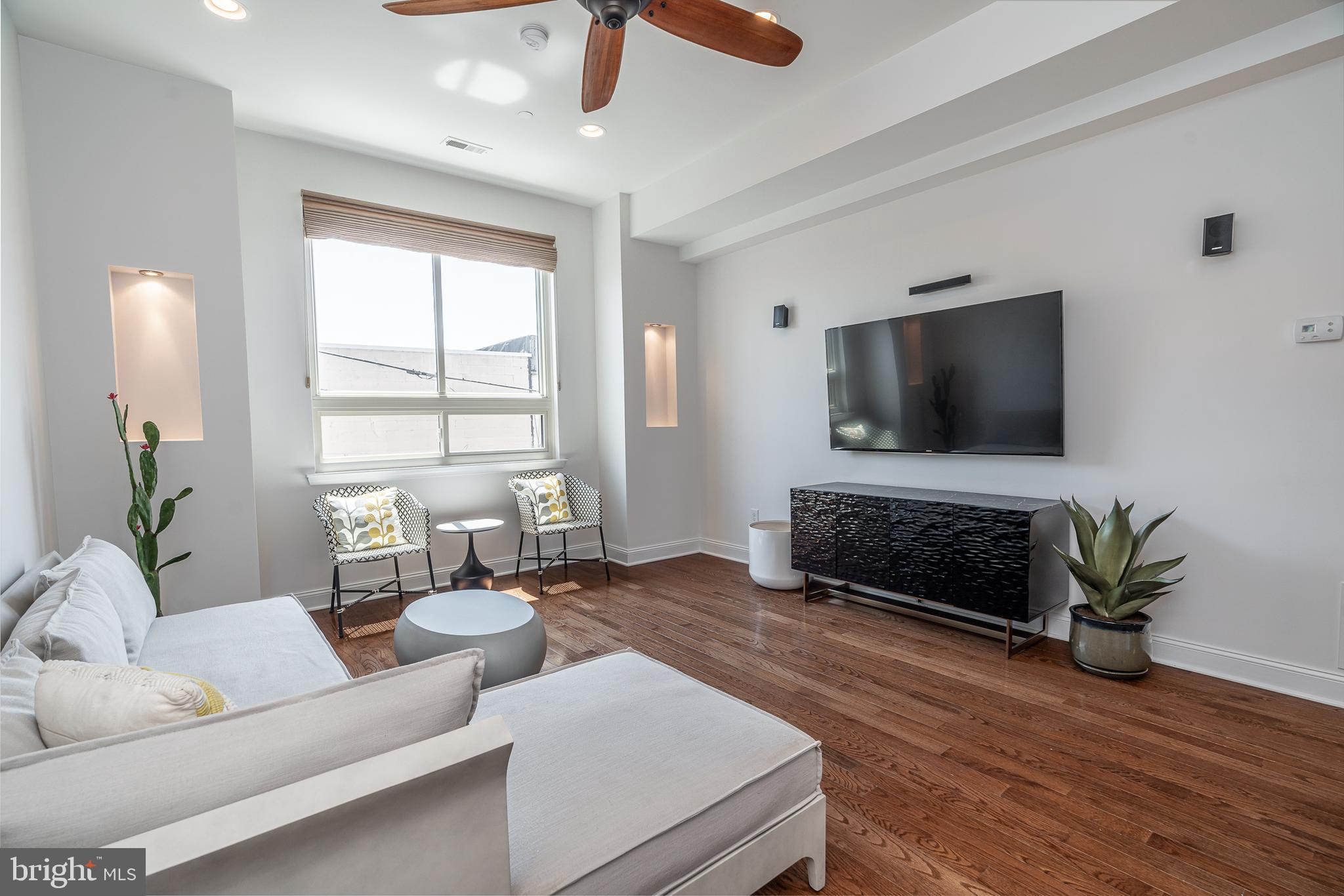 GRADUATE HOSPITAL - Residential