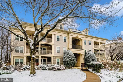 15305 Diamond Cove Terrace Unit 7-C, Rockville, MD MLS: MDMC2210338