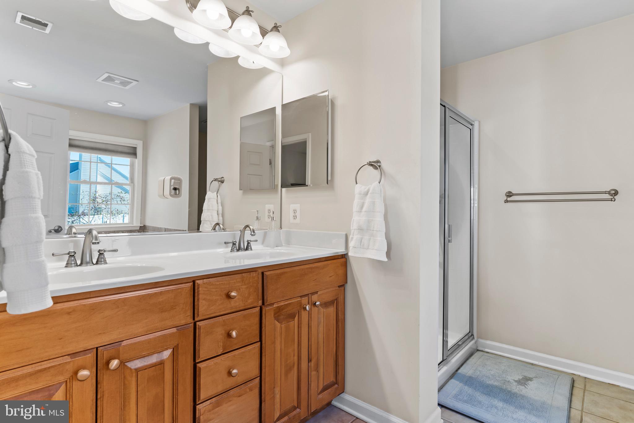 HOLLY HILLS - Residential