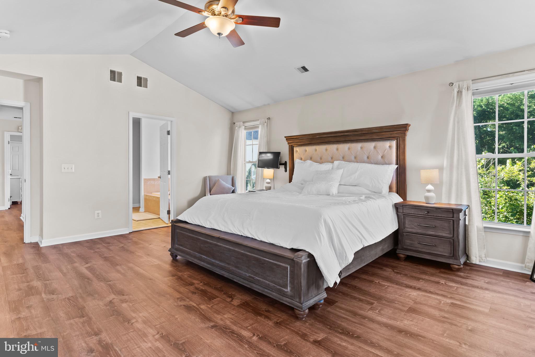 HOLLY HILLS - Residential