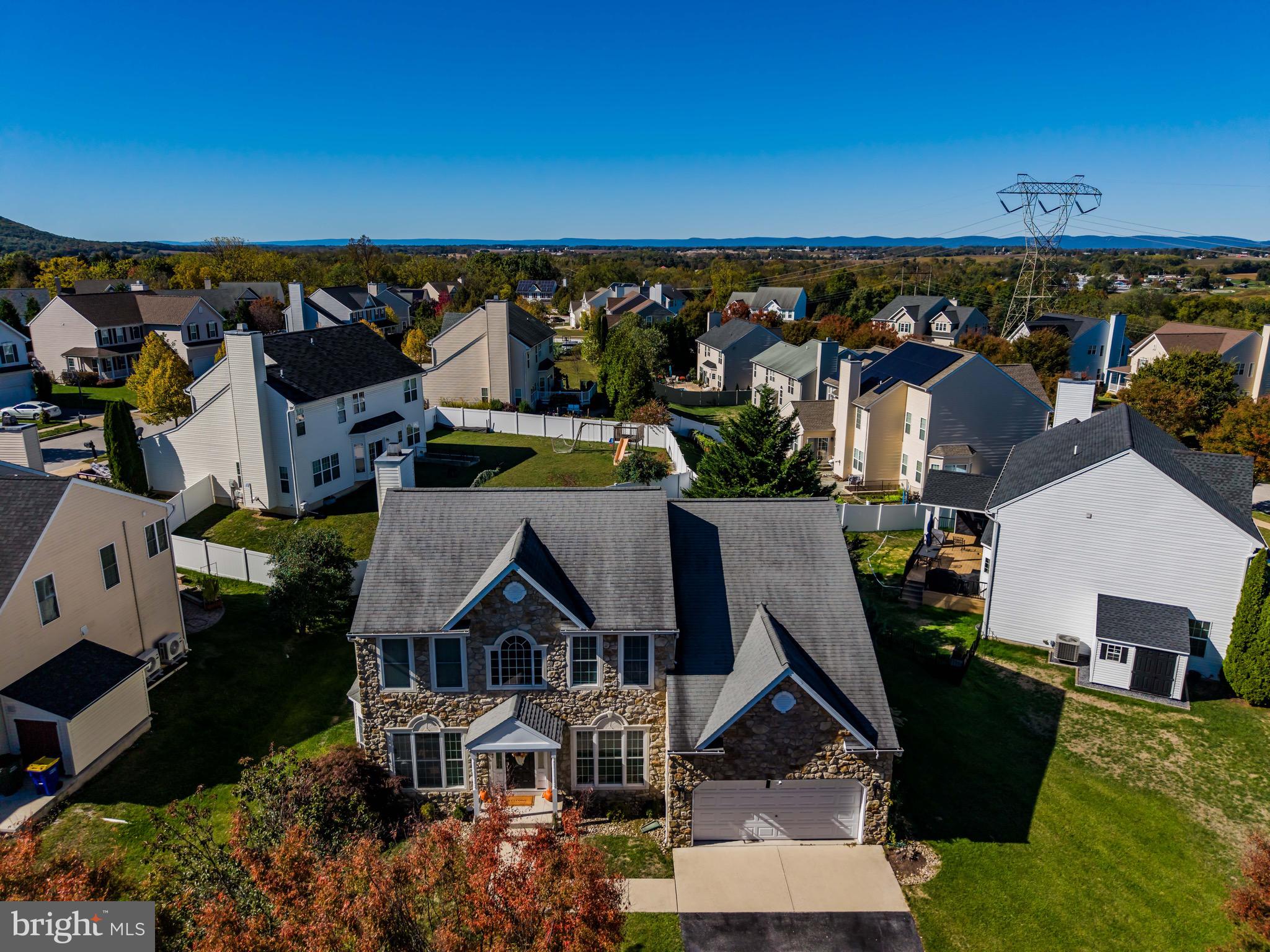 HOLLY HILLS - Residential