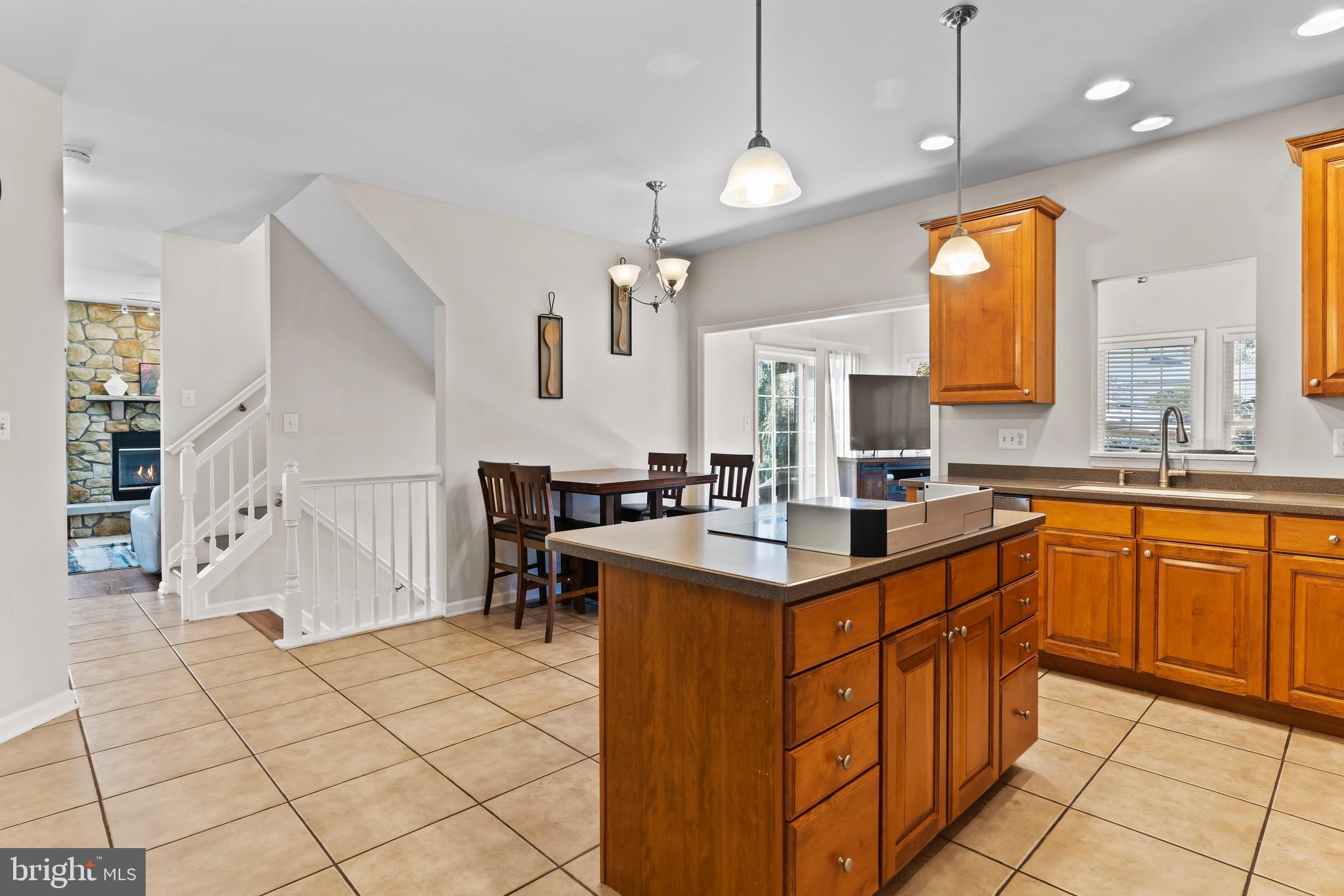 HOLLY HILLS - Residential