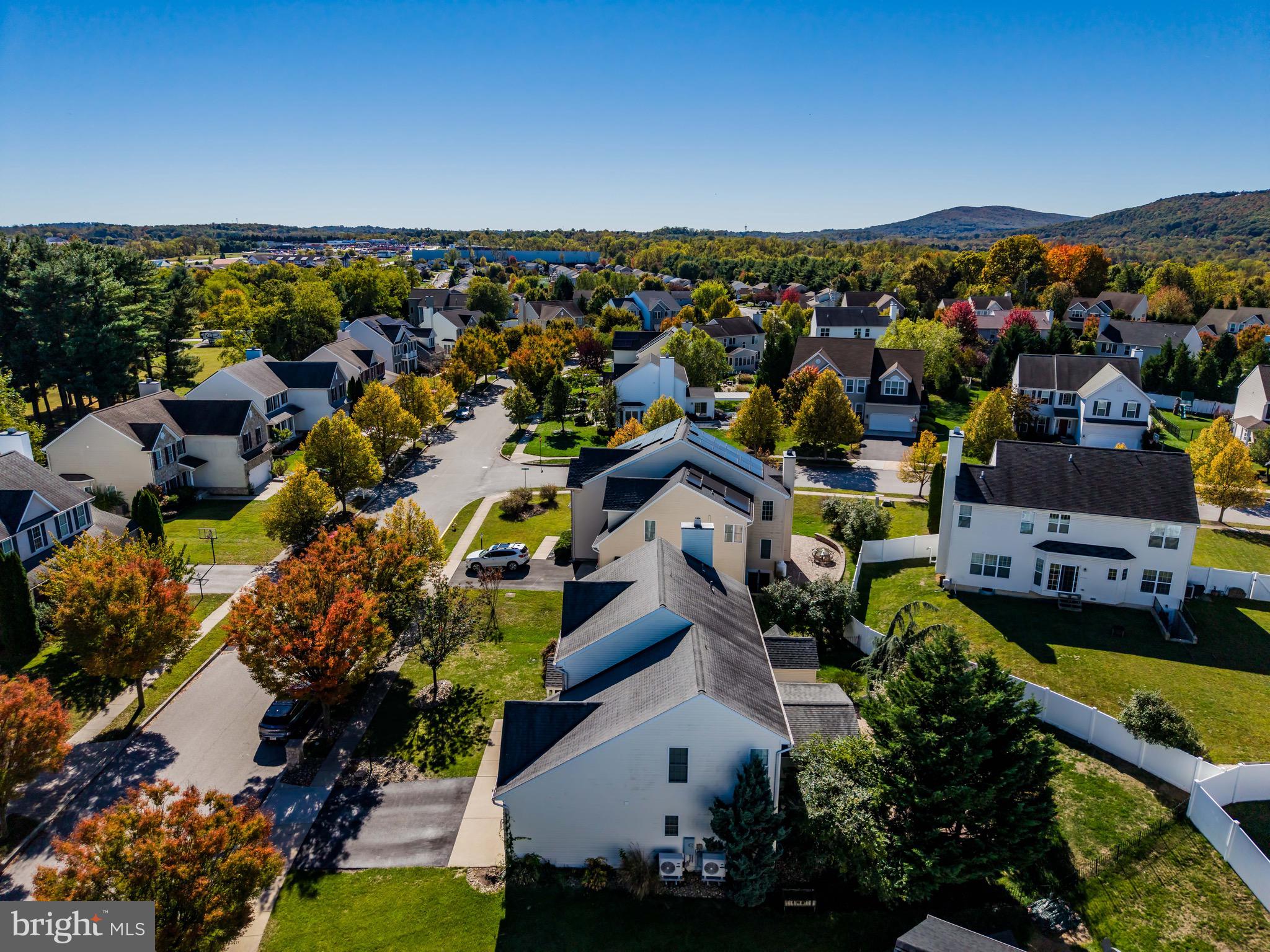 HOLLY HILLS - Residential