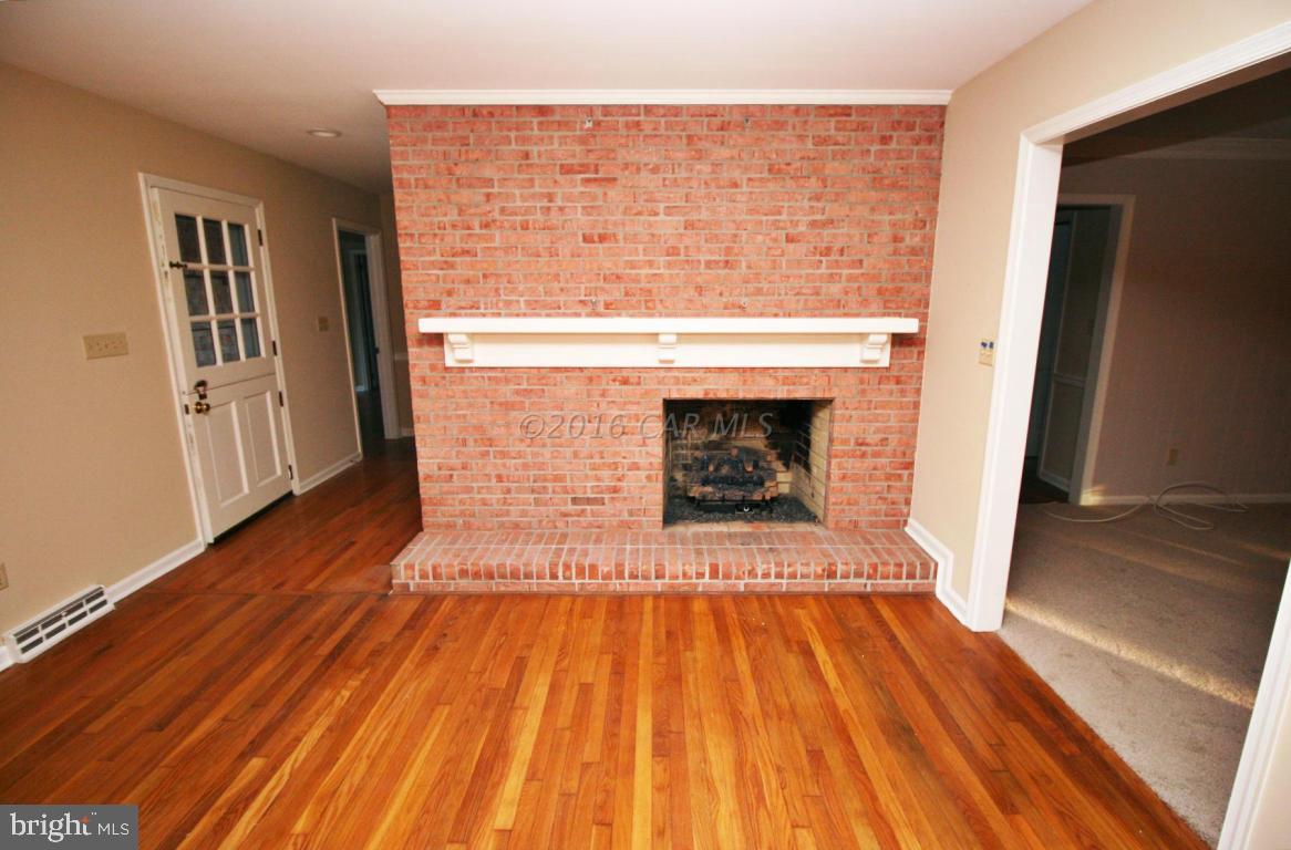 CHESTNUT HILLS - Residential