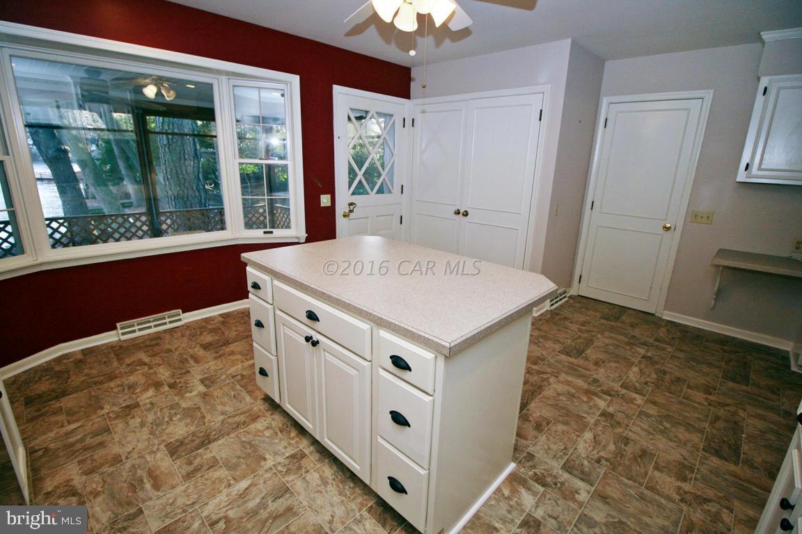 CHESTNUT HILLS - Residential