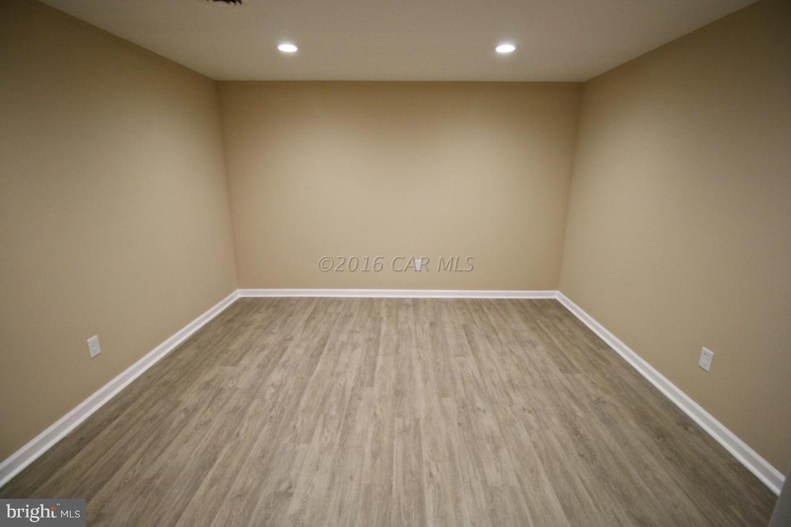 CHESTNUT HILLS - Residential