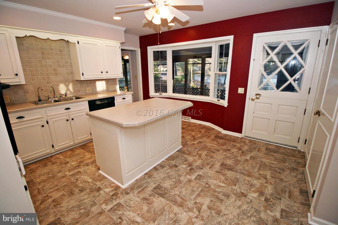 CHESTNUT HILLS - Residential