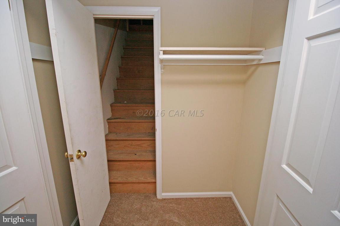 CHESTNUT HILLS - Residential