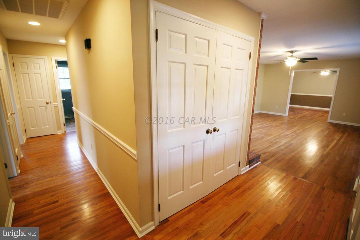 CHESTNUT HILLS - Residential