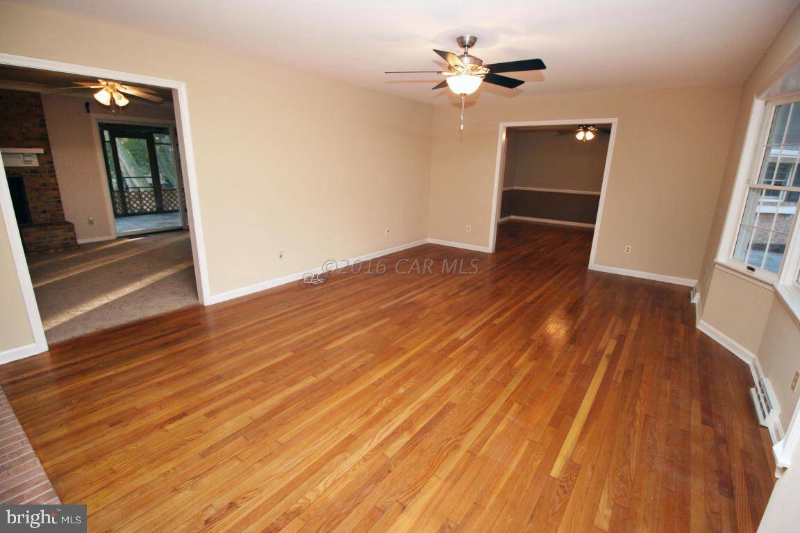 CHESTNUT HILLS - Residential