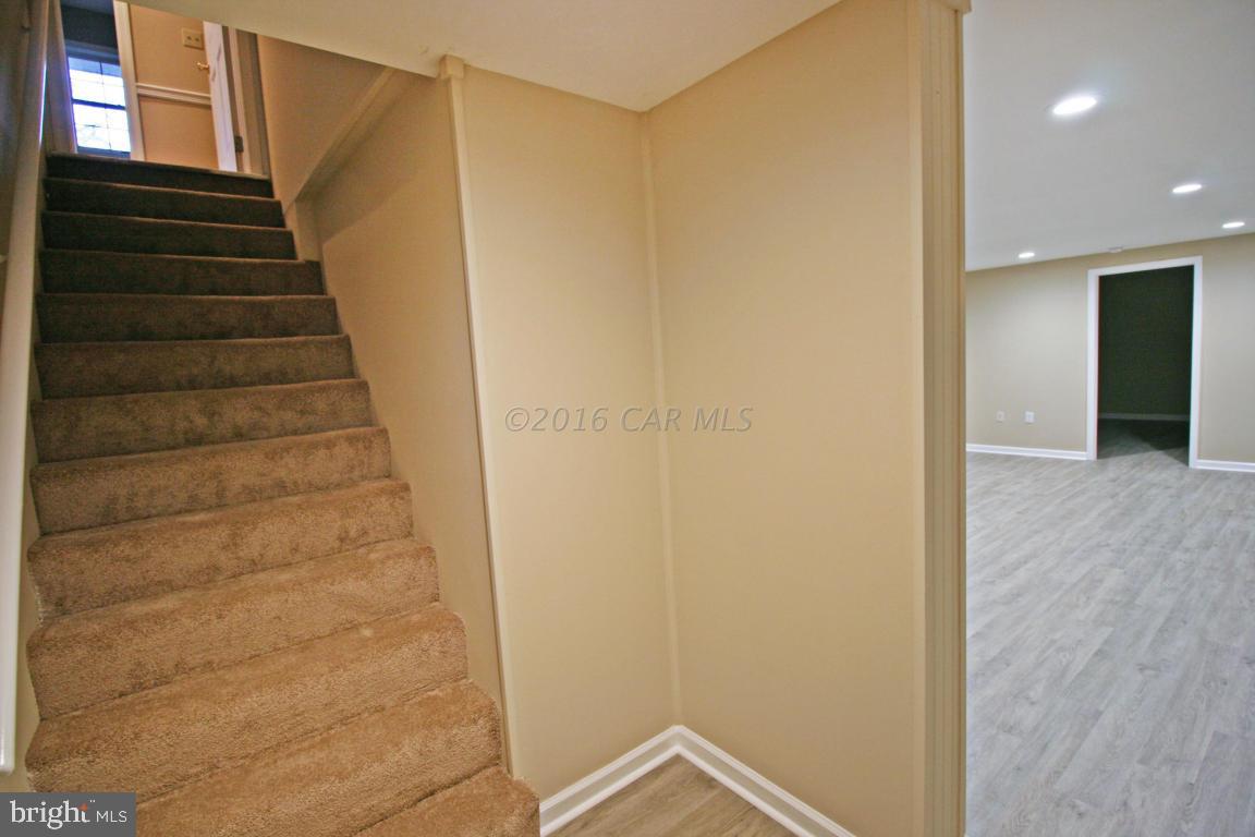 CHESTNUT HILLS - Residential