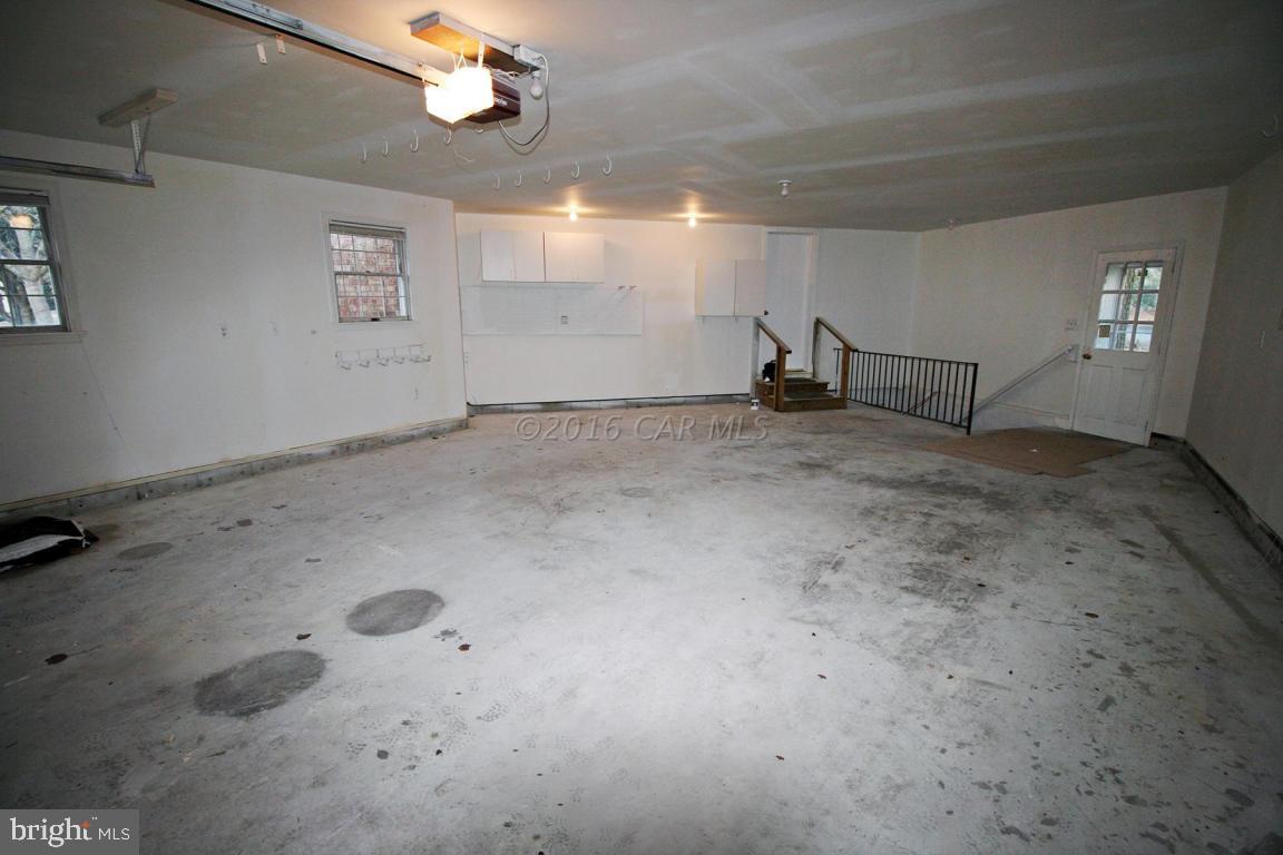 CHESTNUT HILLS - Residential