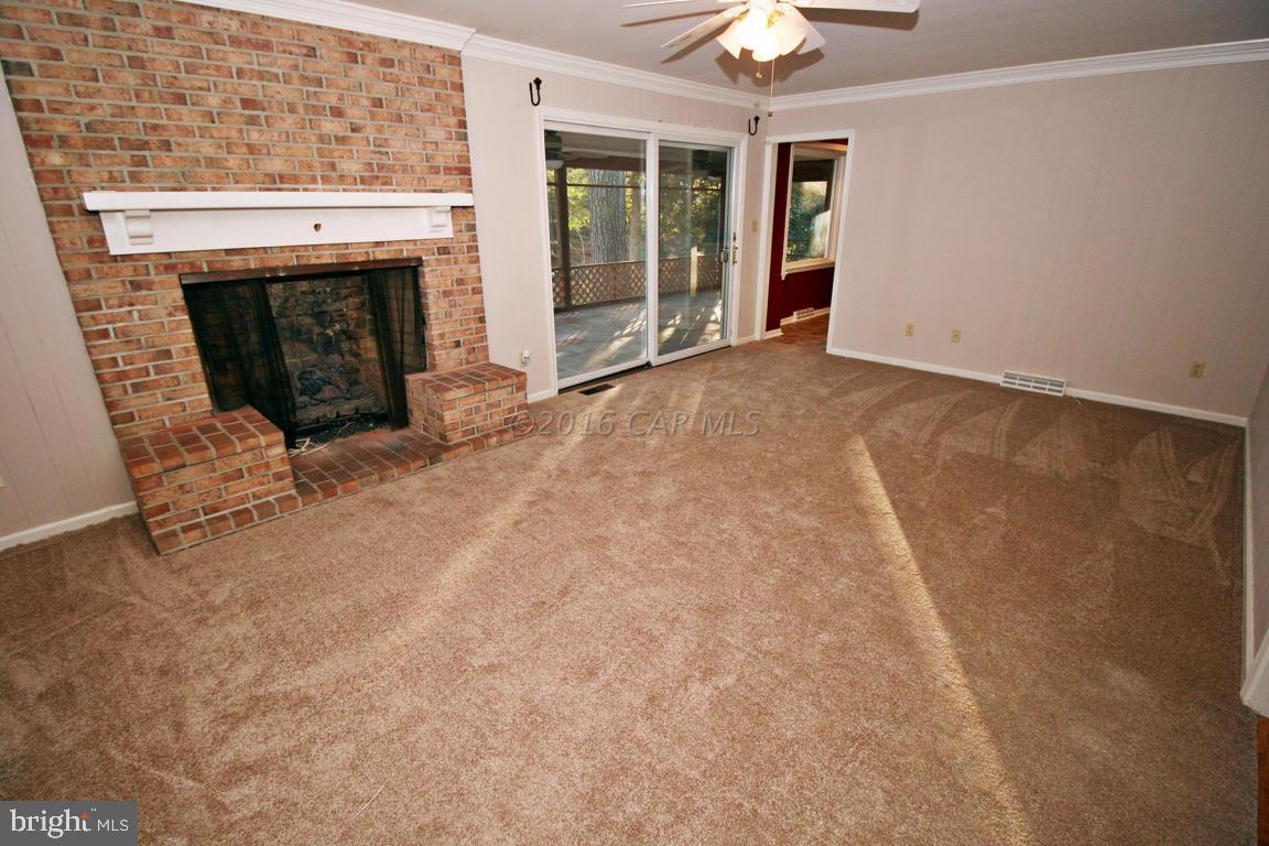 CHESTNUT HILLS - Residential