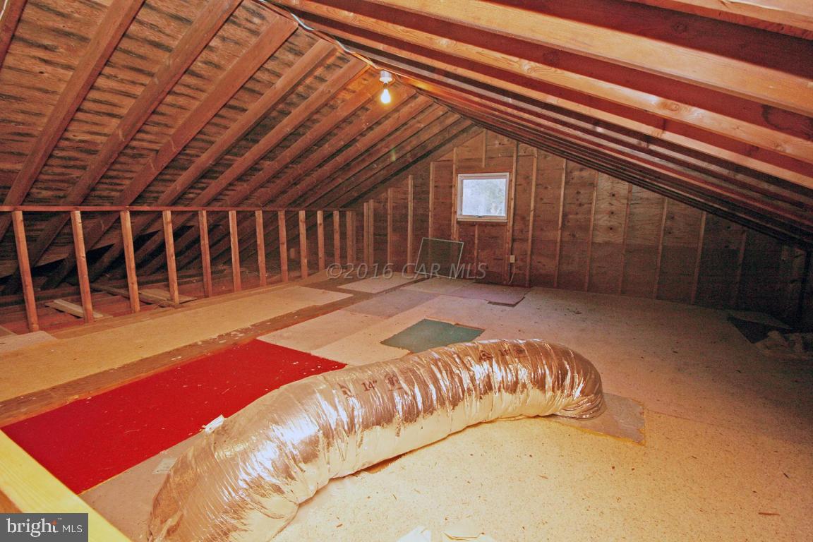 CHESTNUT HILLS - Residential