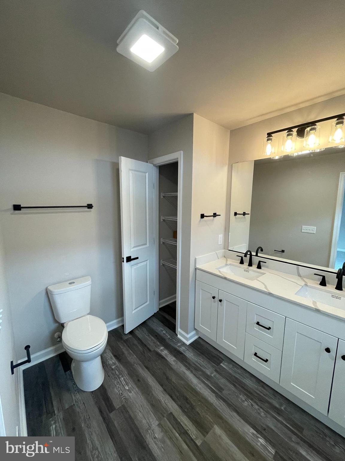 GREENWOOD - Residential