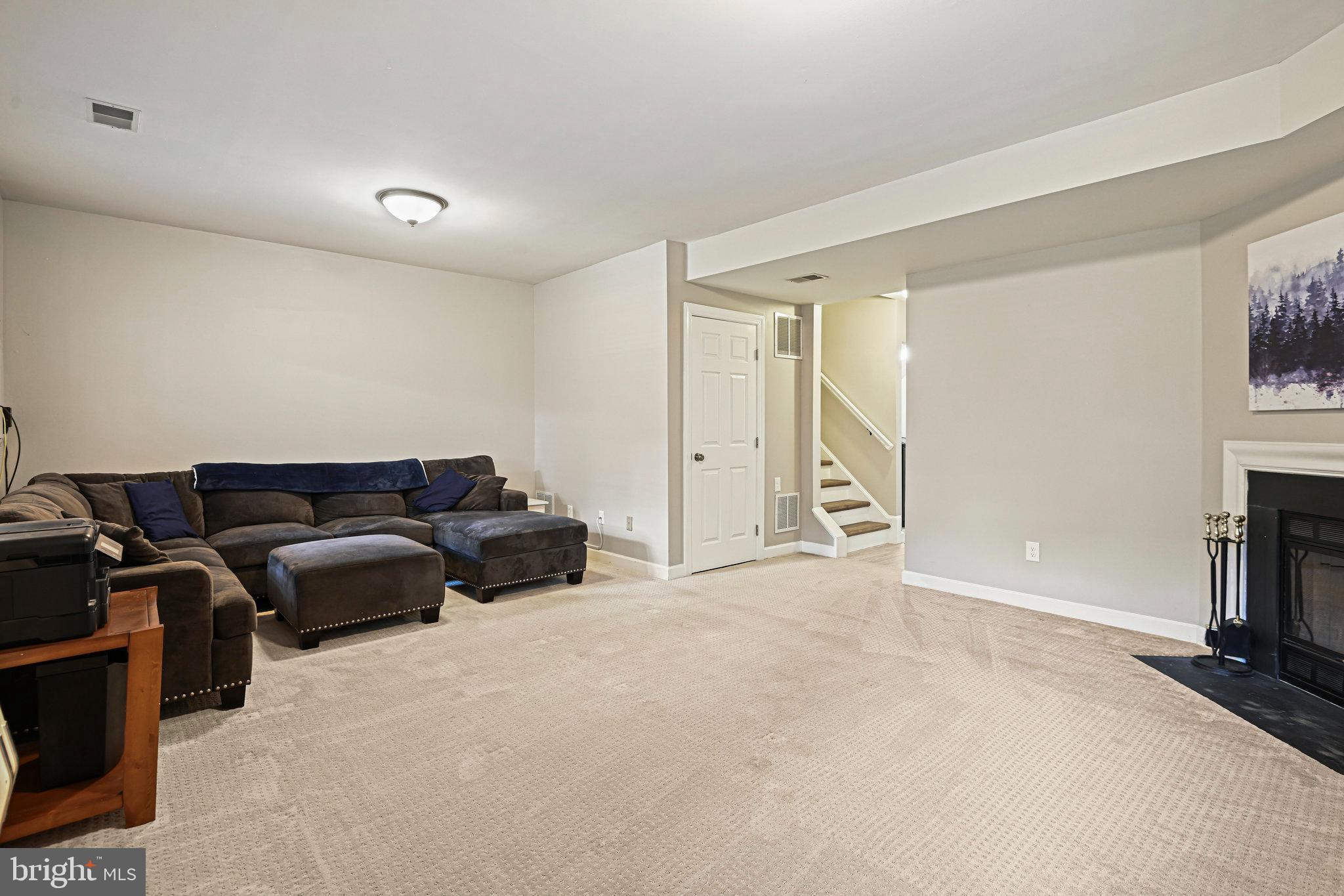 ASHBURN FARM - Residential