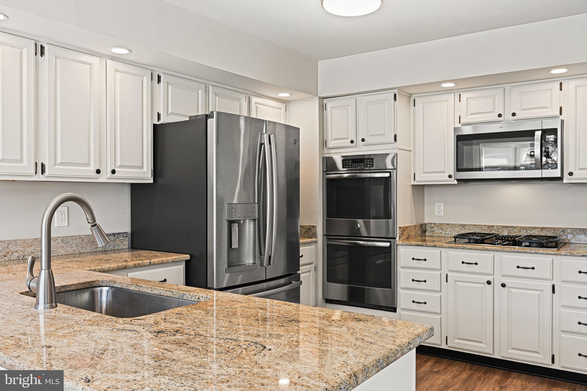 ASHBURN FARM - Residential