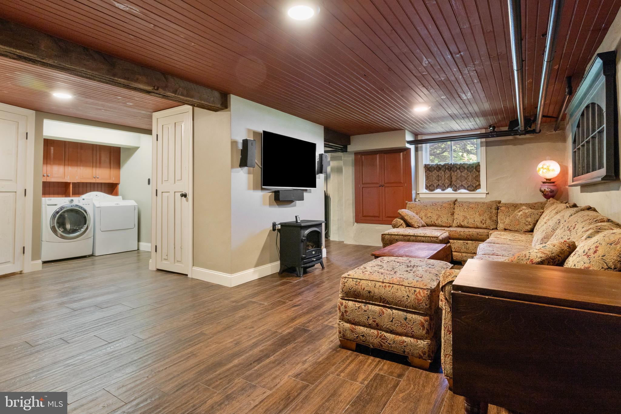 RAILROAD BORO - Residential