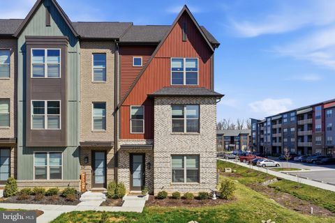 3311 STREAMLET LN LAUREL MD 20724