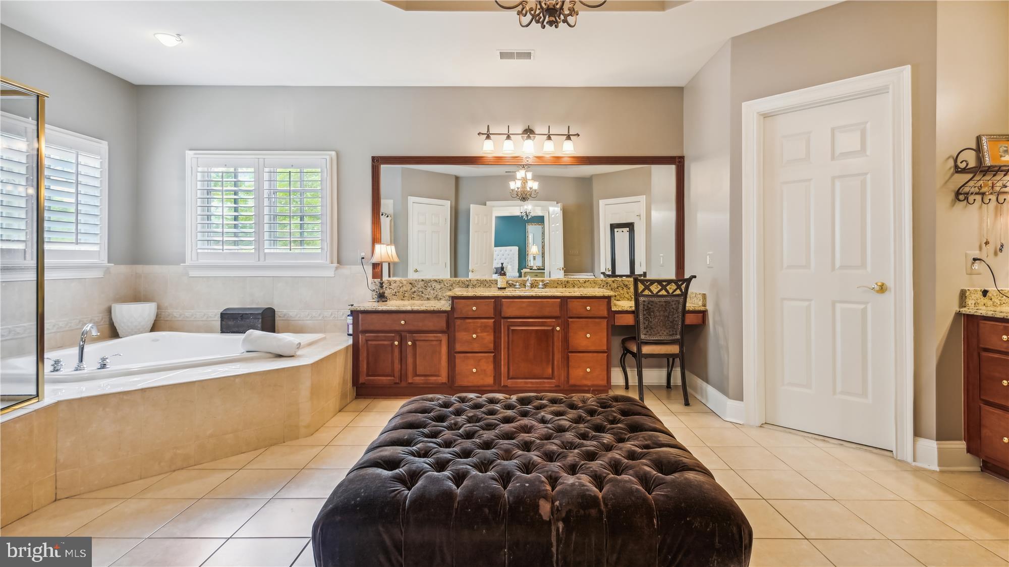 RASPBERRY FALLS - Residential