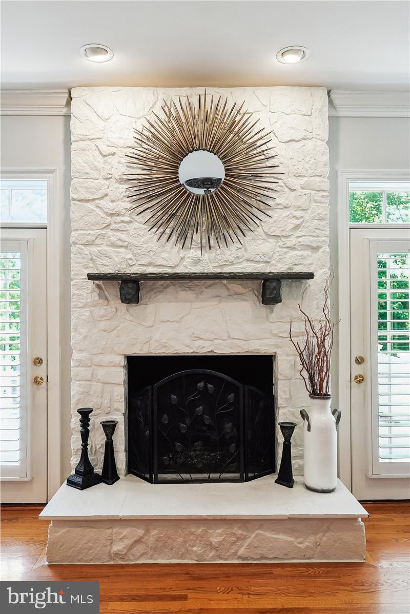 RASPBERRY FALLS - Residential