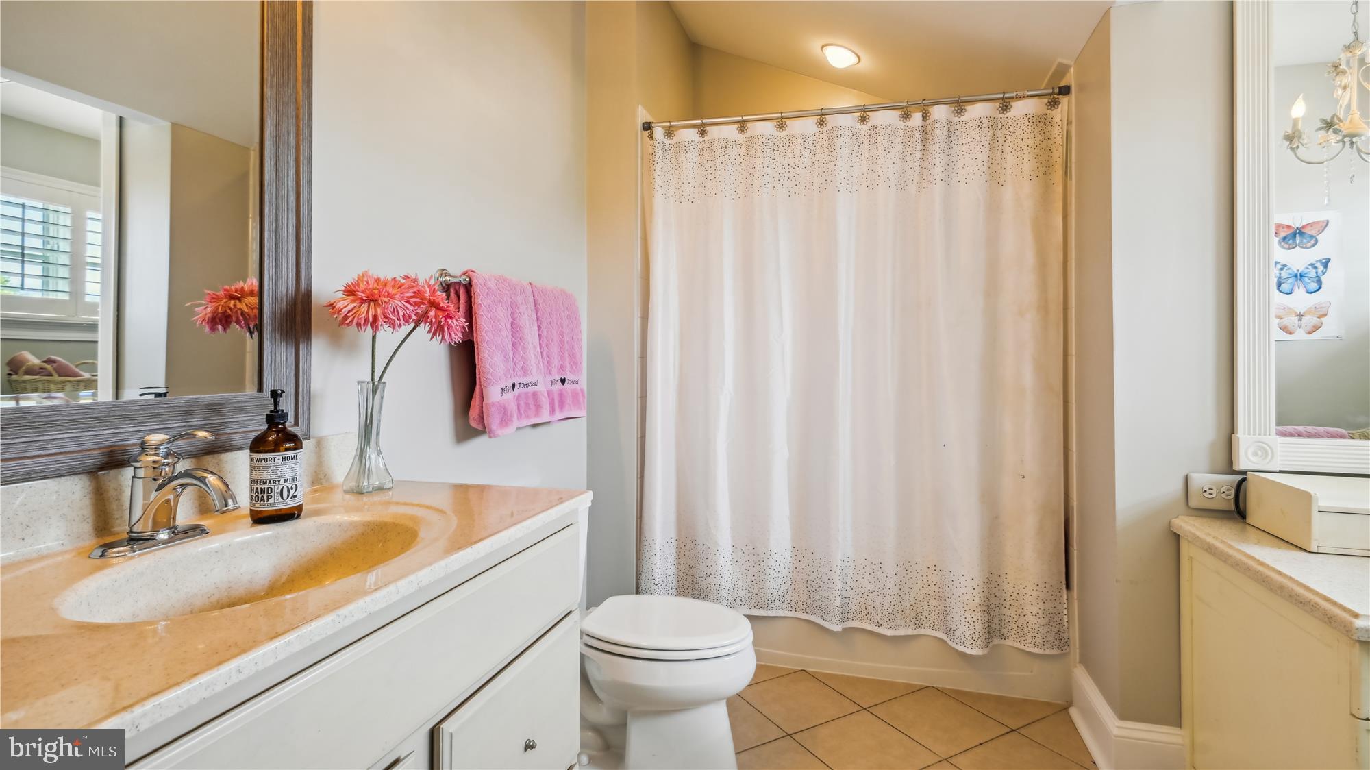 RASPBERRY FALLS - Residential