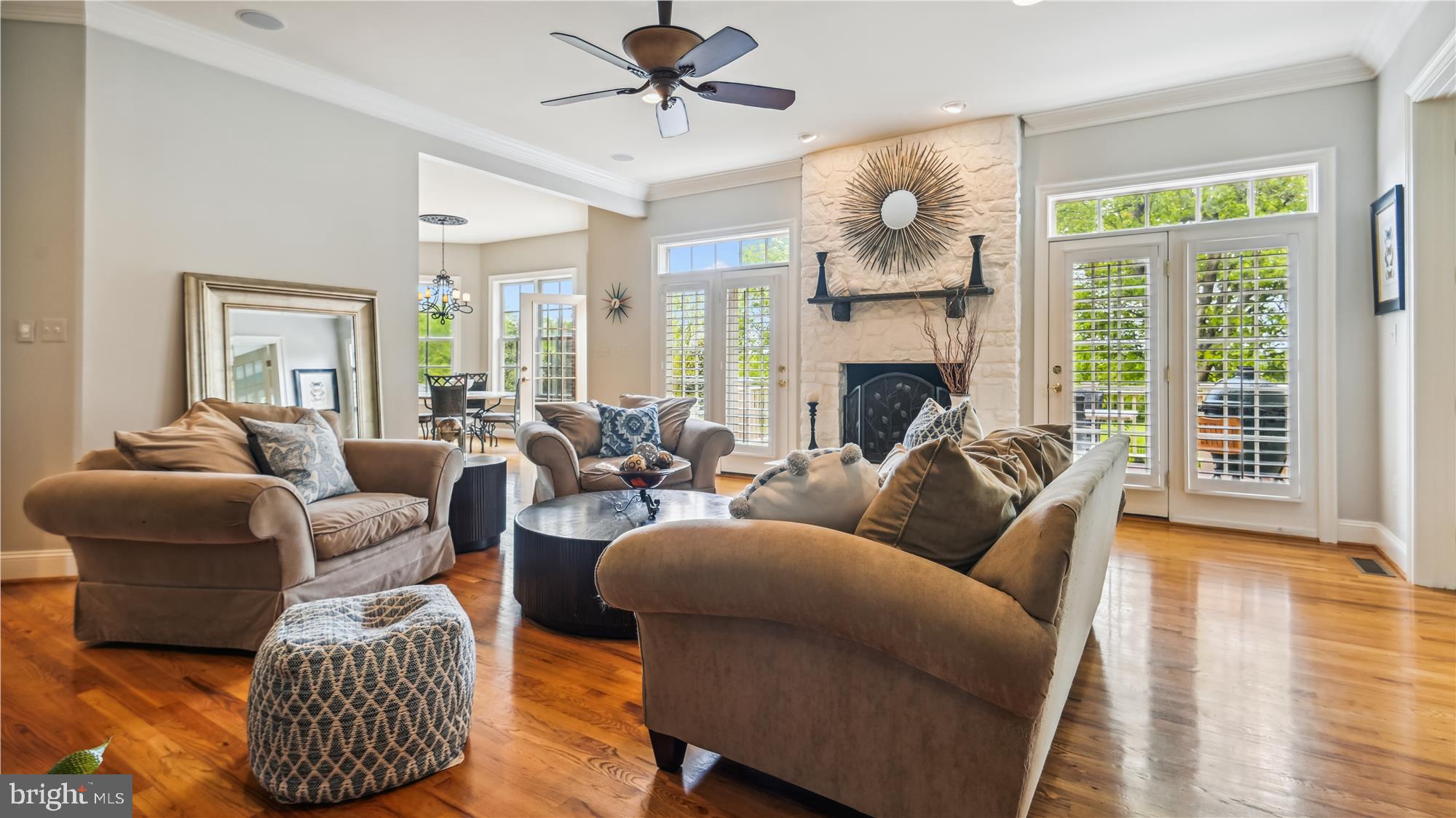 RASPBERRY FALLS - Residential