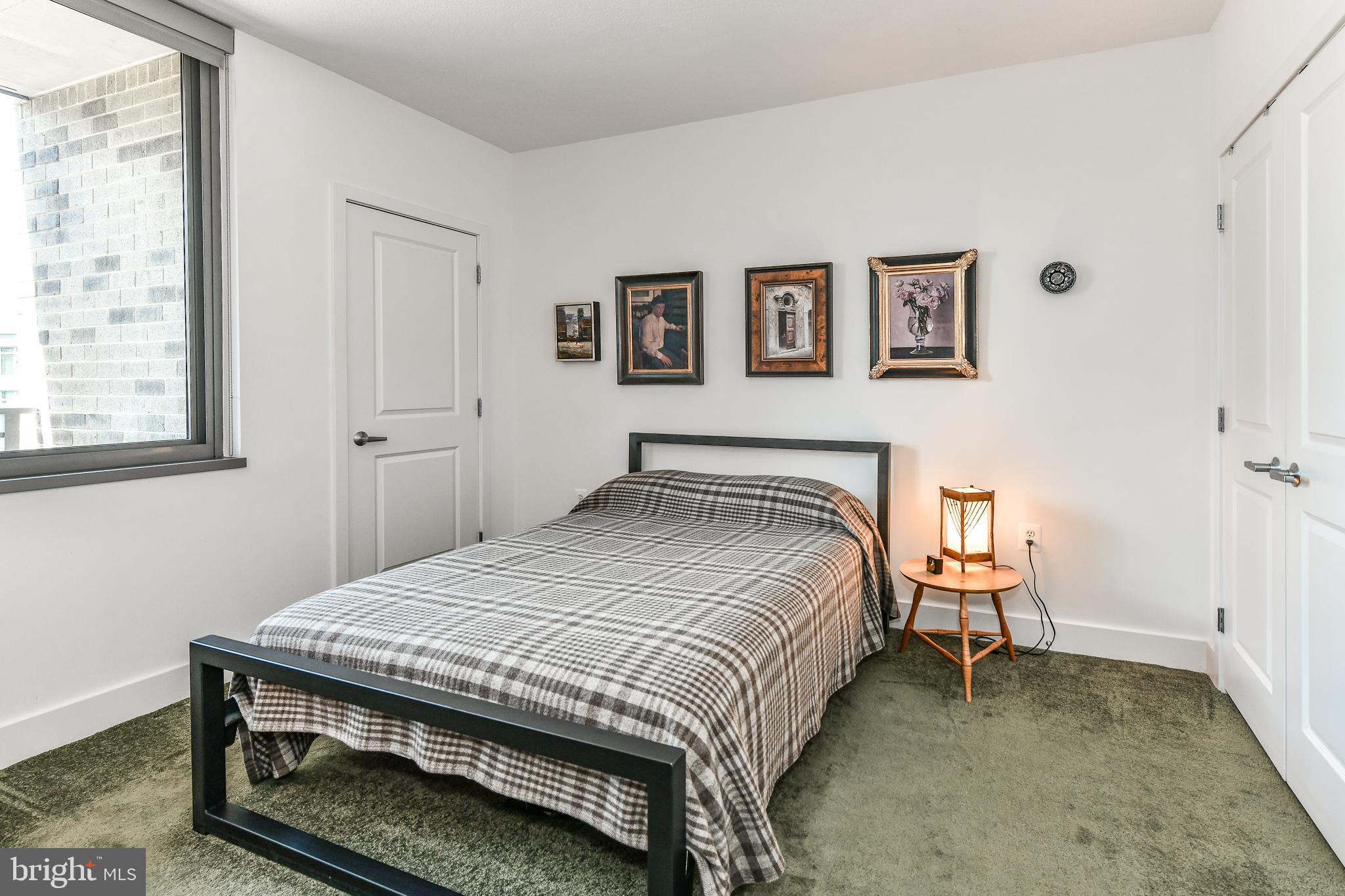 ODYSSEY - Residential Lease