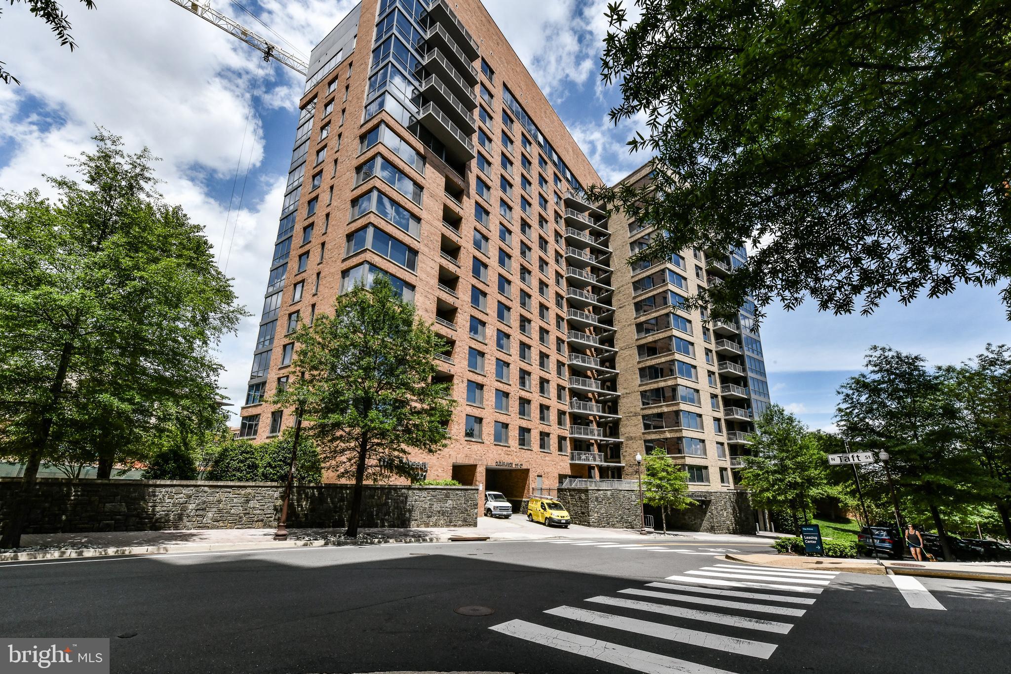 ODYSSEY - Residential Lease