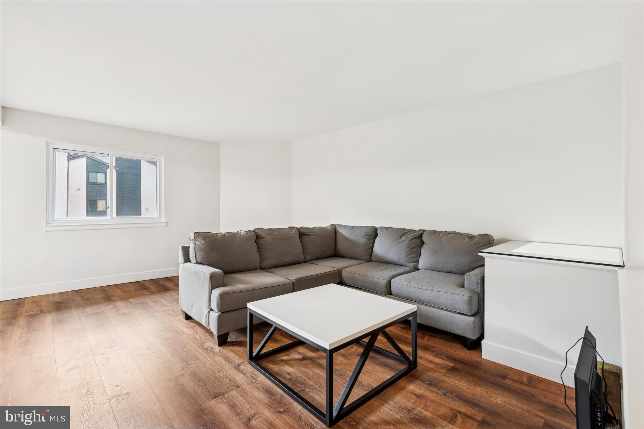 PAINTERS CROSSING - Residential Lease