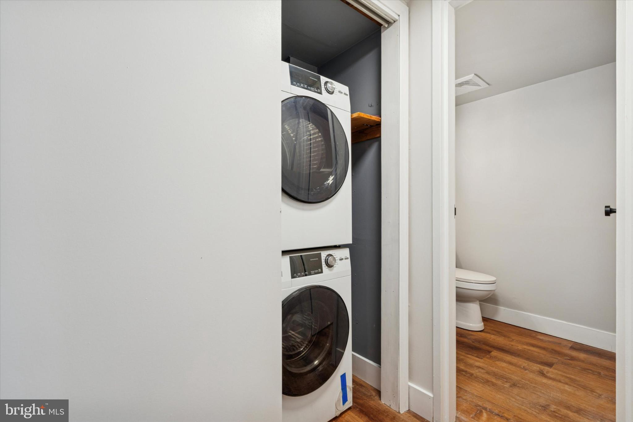 PAINTERS CROSSING - Residential Lease