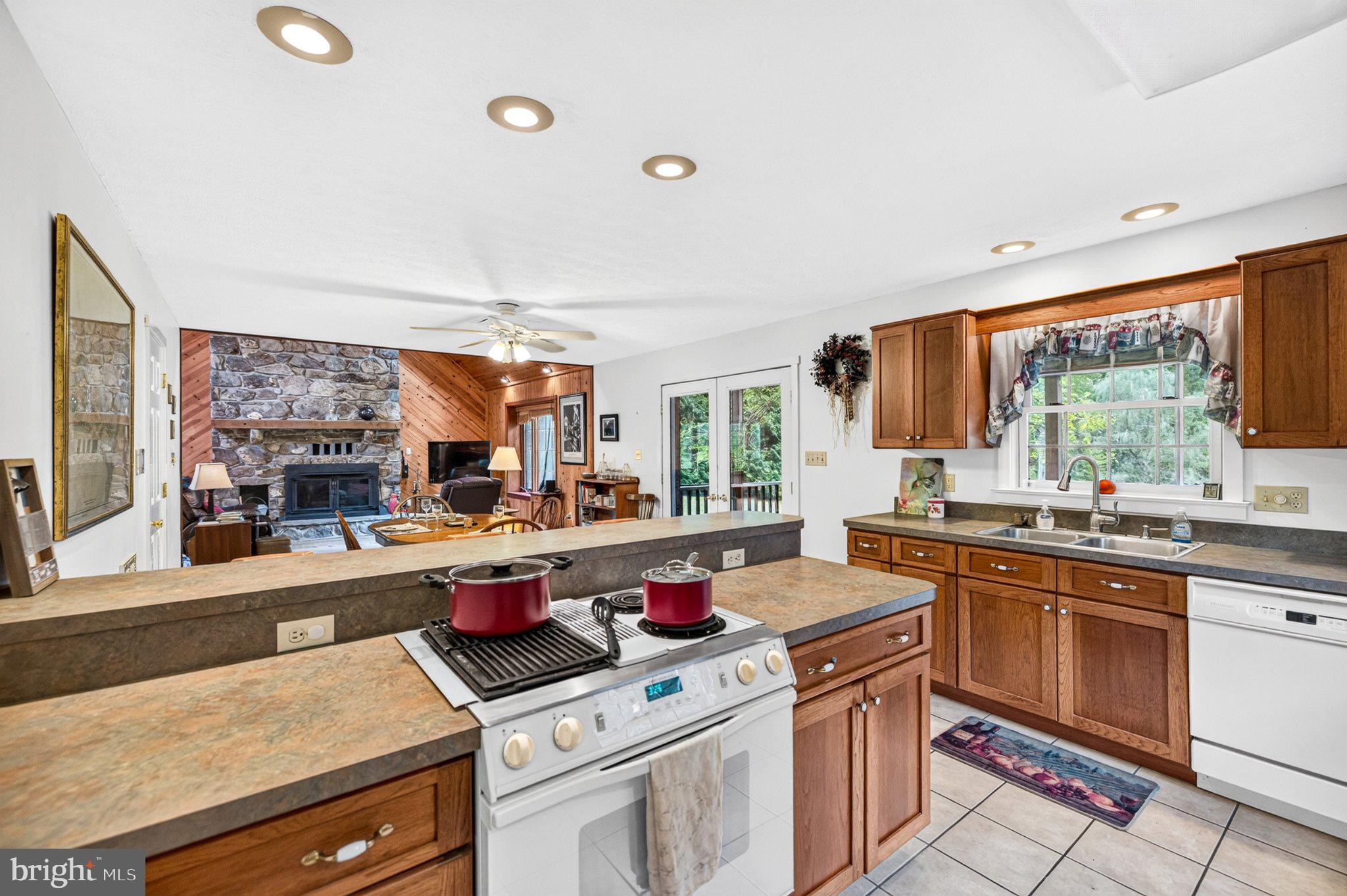 1280 JEWELL HOLLOW ROAD